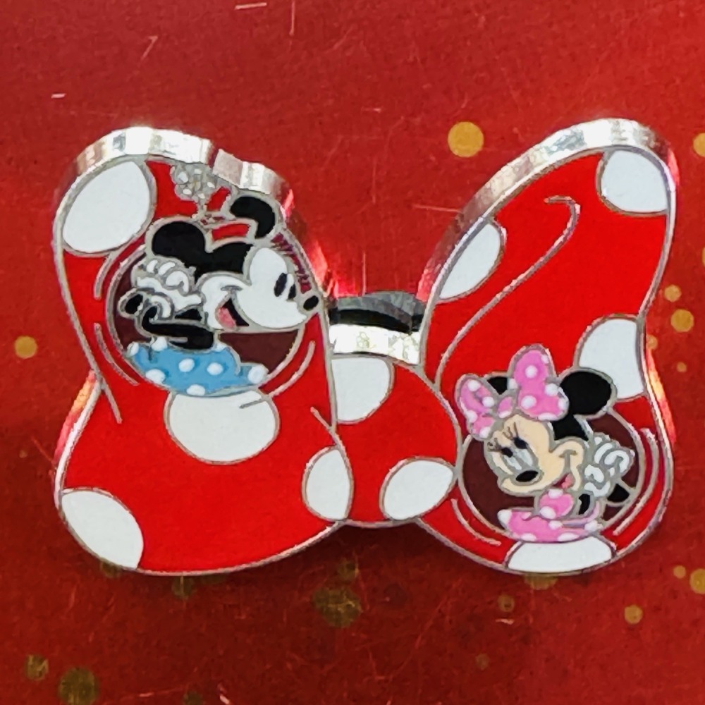 Disney Pin 2024 DLR Imaginative Icons Mystery Blind Box Minnie Mouse Bow